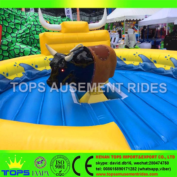 inflatable water bull ride